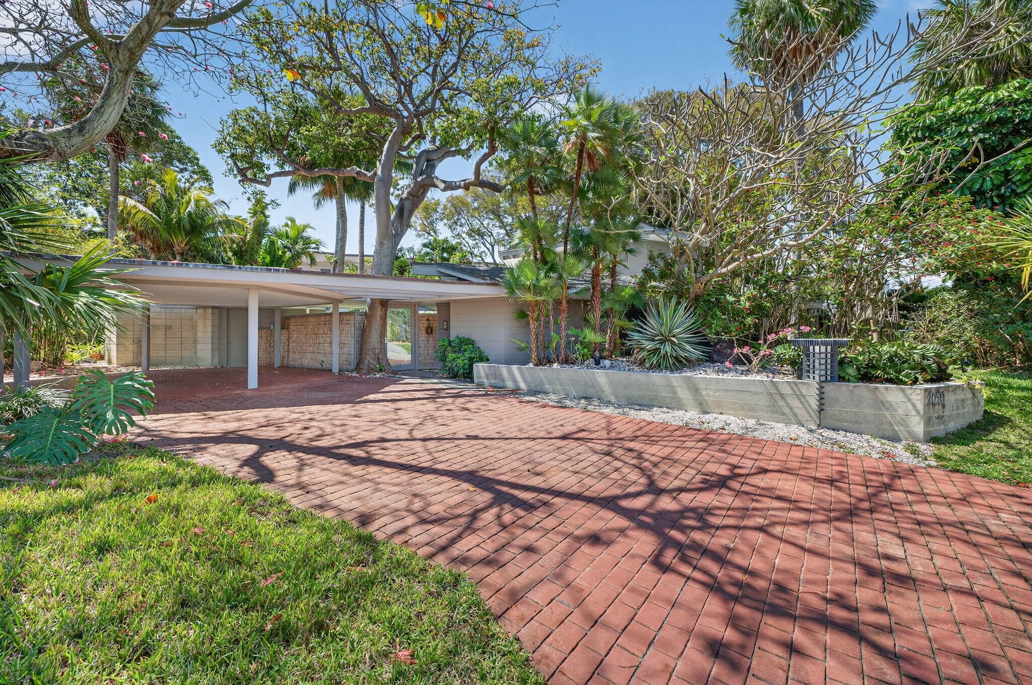 2040 Coral Reef Drive, Lauderdale-By-The-Sea, FL 33062 — photo 2 of 47