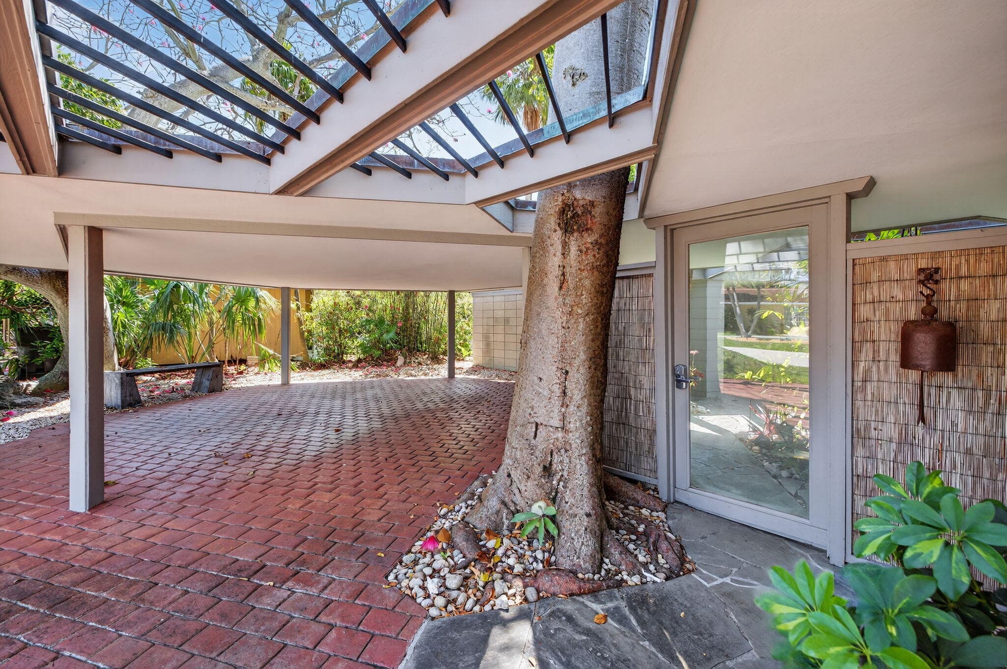 2040 Coral Reef Drive, Lauderdale-By-The-Sea, FL 33062 — photo 37 of 47