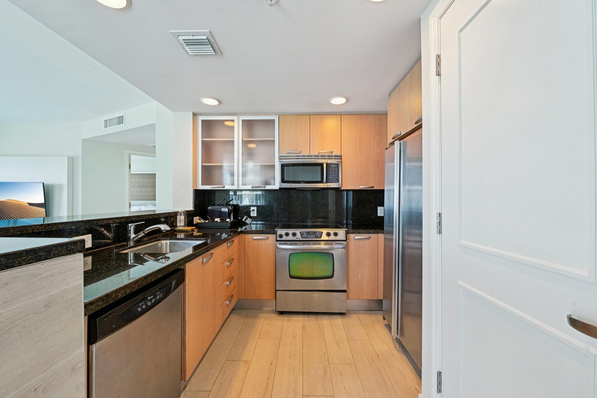 505 N Fort Lauderdale Beach Boulevard 818, Fort Lauderdale, FL 33304 — photo 21 of 62