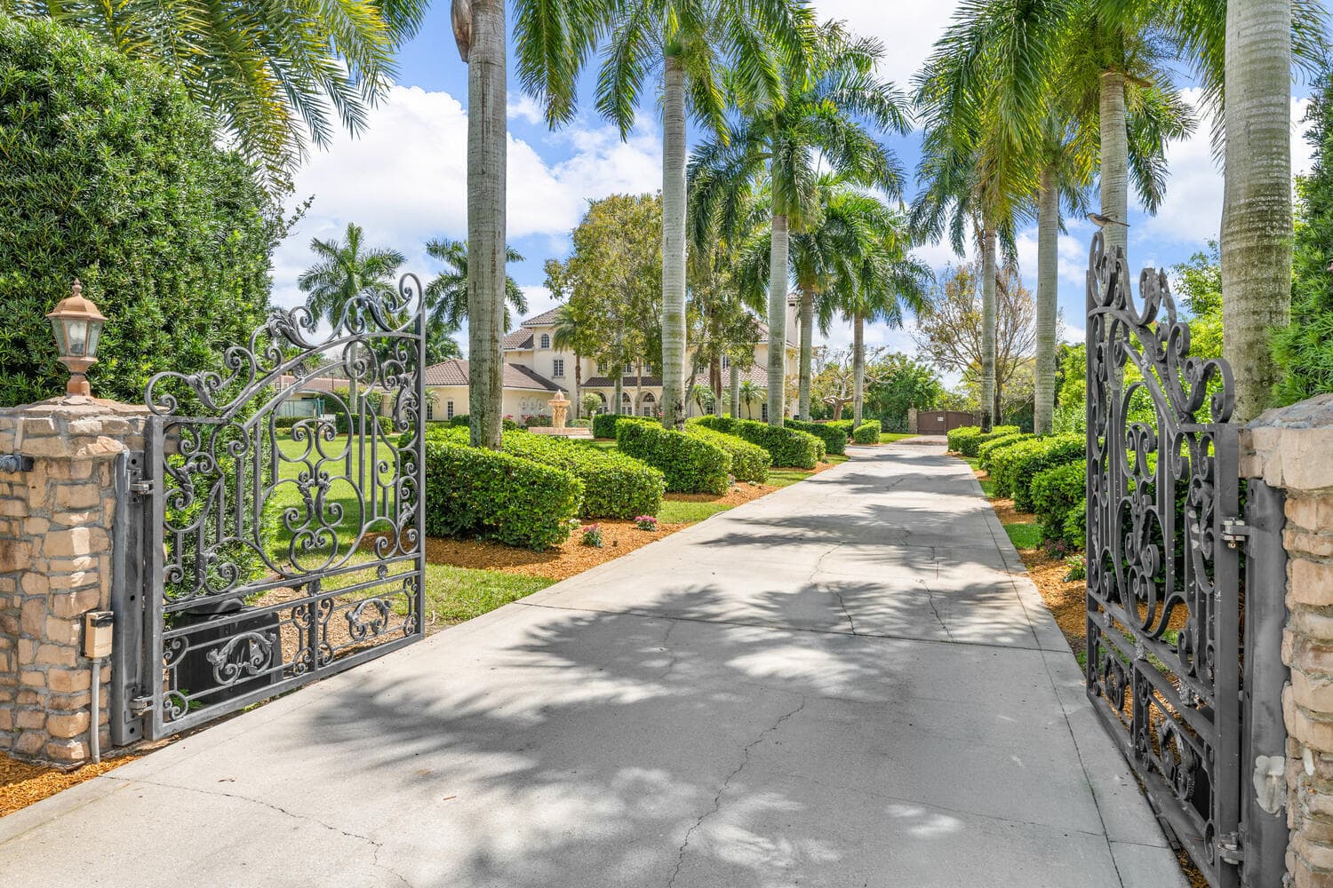 14535 Draft Horse Lane, Wellington, FL 33414 — photo 4 of 107