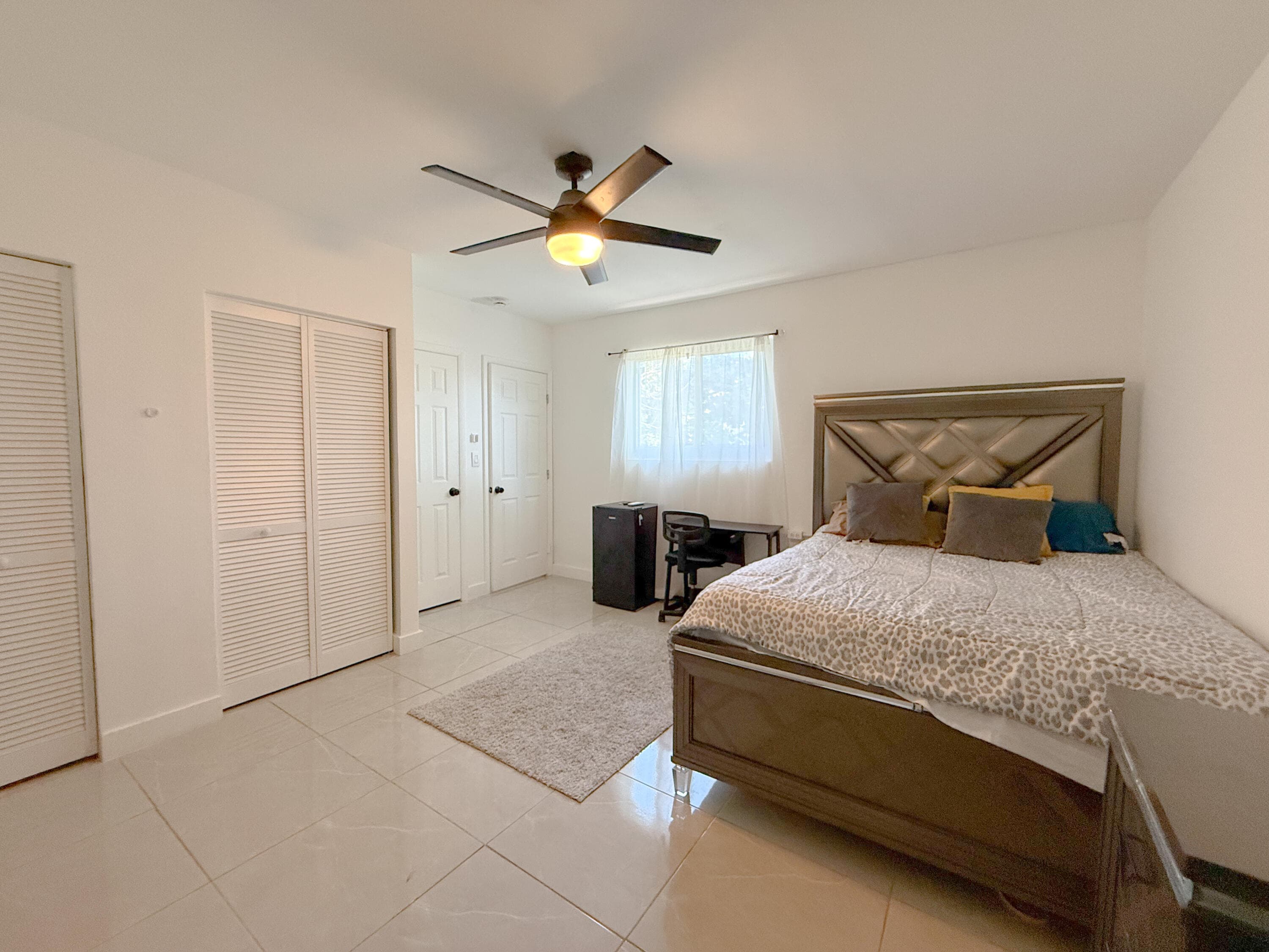 2823 Polk Street, Hollywood, FL 33020 — photo 7 of 14