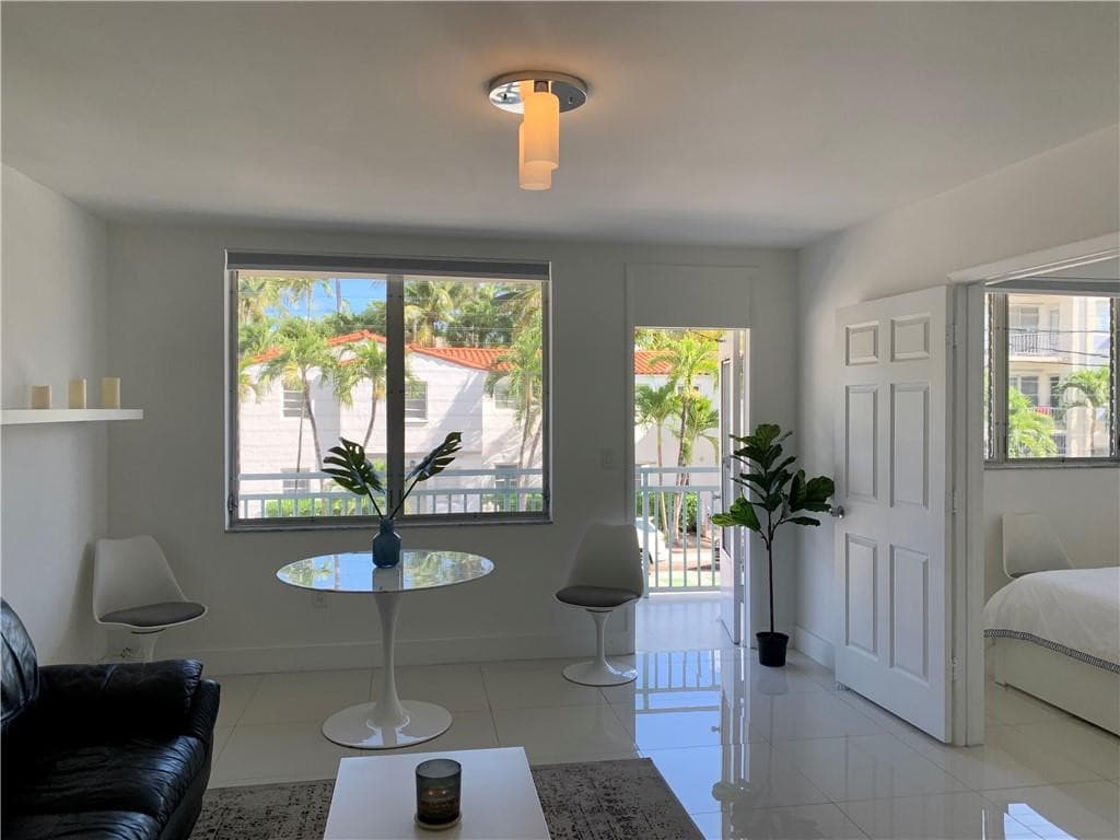 1480 Euclid Avenue 103, Miami Beach, FL 33139 — photo 3 of 24