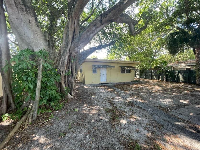 1409 NE 5th Terrace 1-2, Fort Lauderdale, FL 33304 — photo 12 of 22