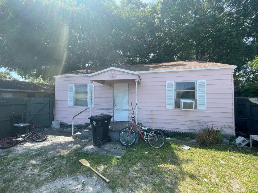1409 NE 5th Terrace 1-2, Fort Lauderdale, FL 33304 — photo 1 of 22
