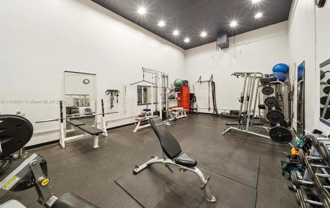 630 Tennis Club Drive 206, Fort Lauderdale, FL 33311 — photo 13 of 16