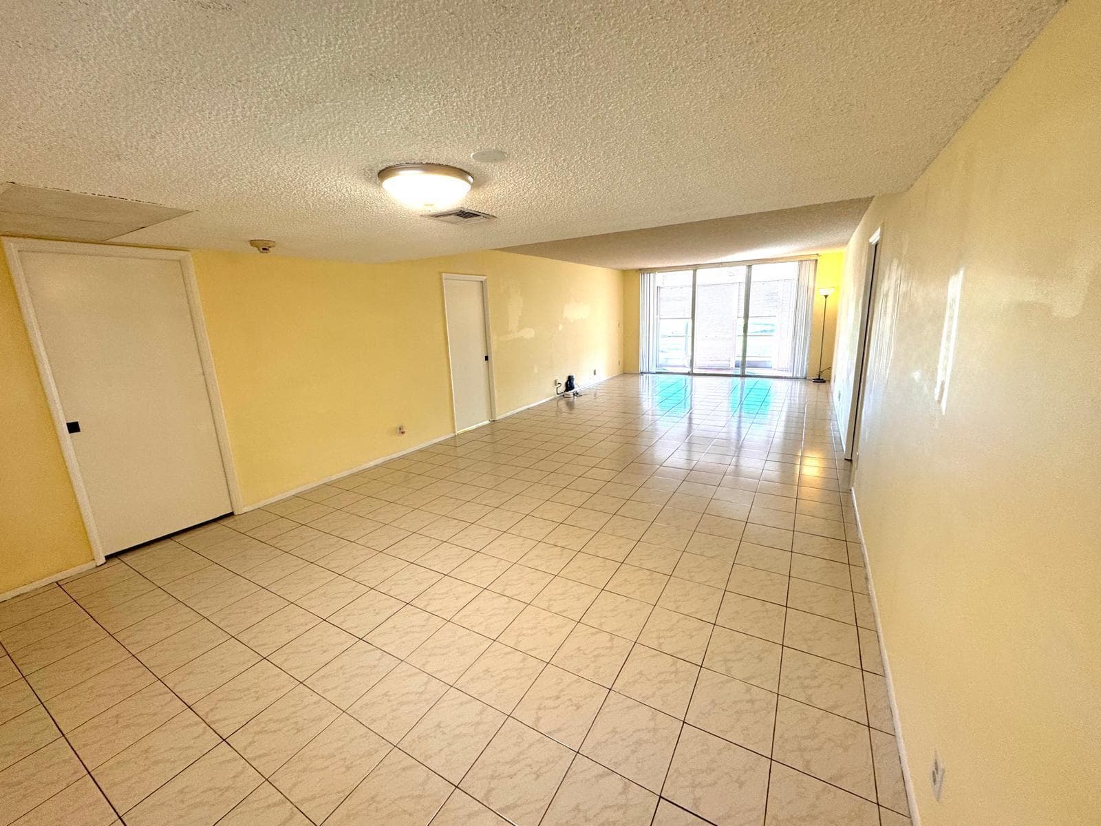 901 Cypress Terrace 103, Pompano Beach, FL 33069 — photo 3 of 28