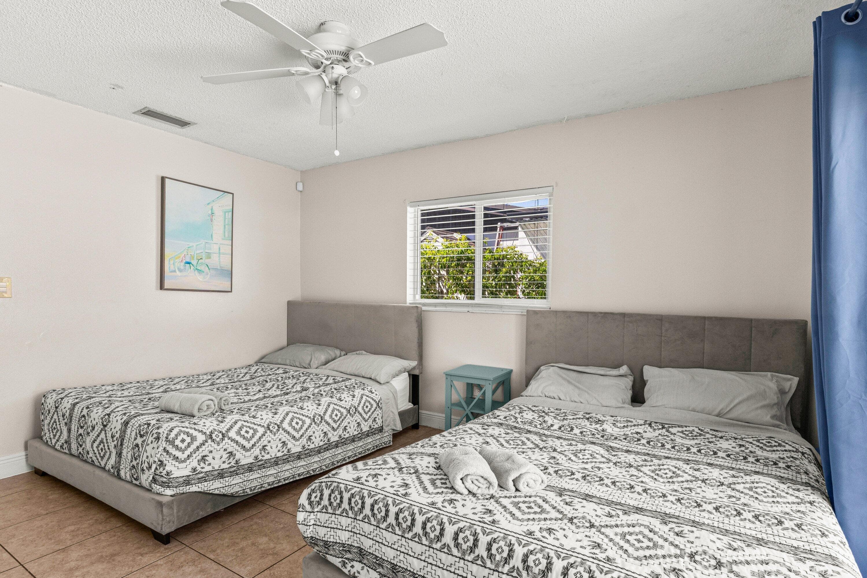 1121 N 66th Terrace, Hollywood, FL 33024 — photo 12 of 29