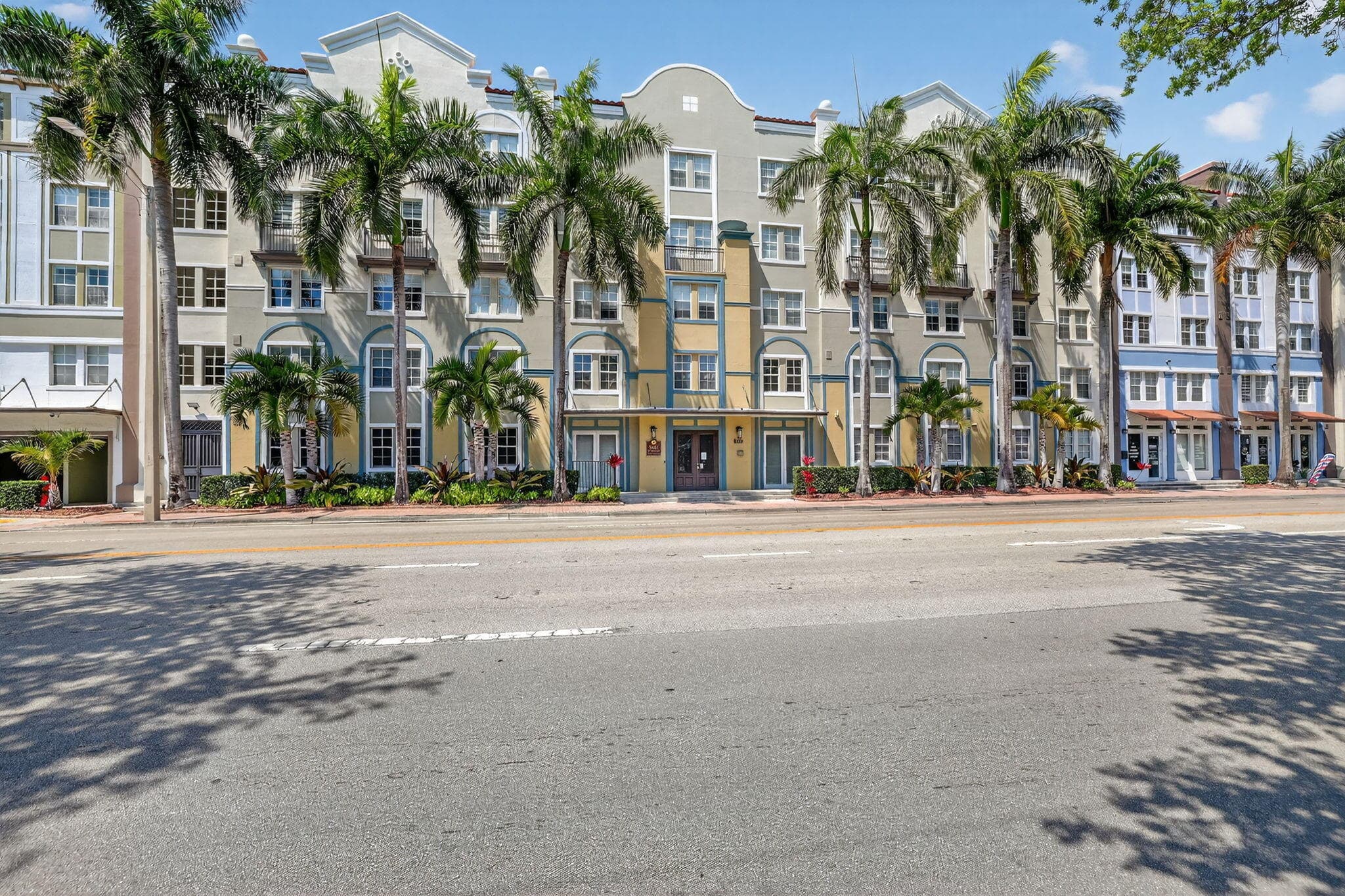 533 NE 3rd Avenue 138, Fort Lauderdale, FL 33301 — photo 1 of 19