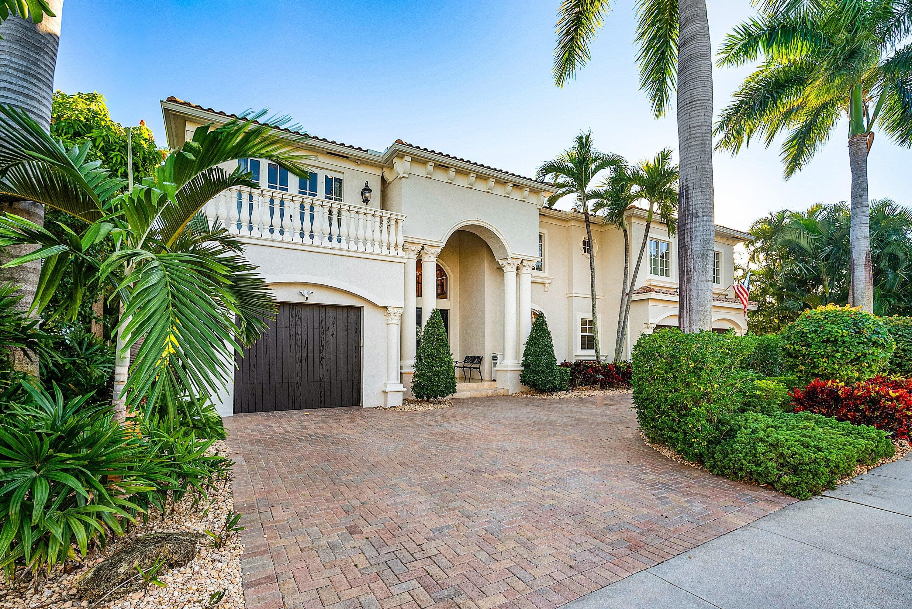 712 NE 71st Street, Boca Raton, FL 33487 — photo 2 of 111