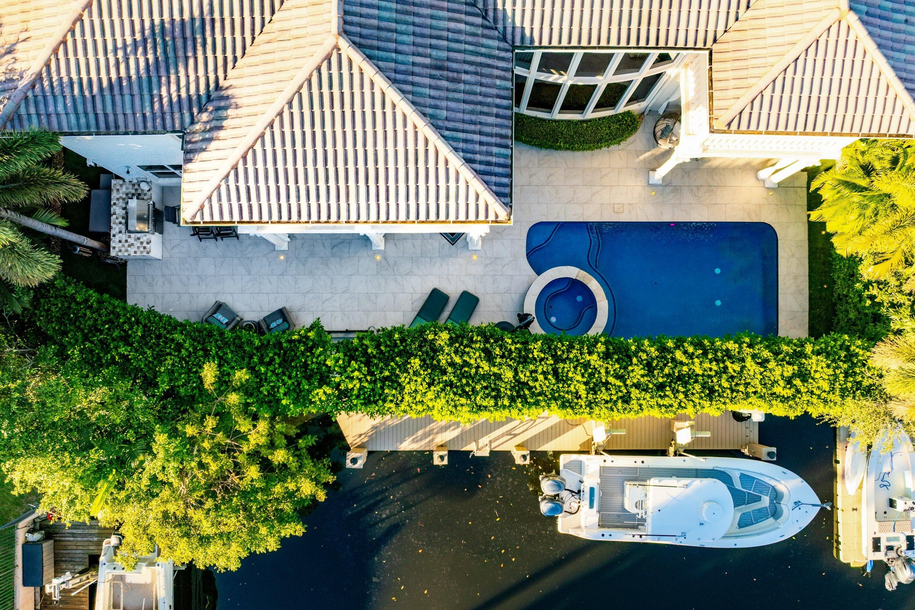 712 NE 71st Street, Boca Raton, FL 33487 — photo 11 of 111