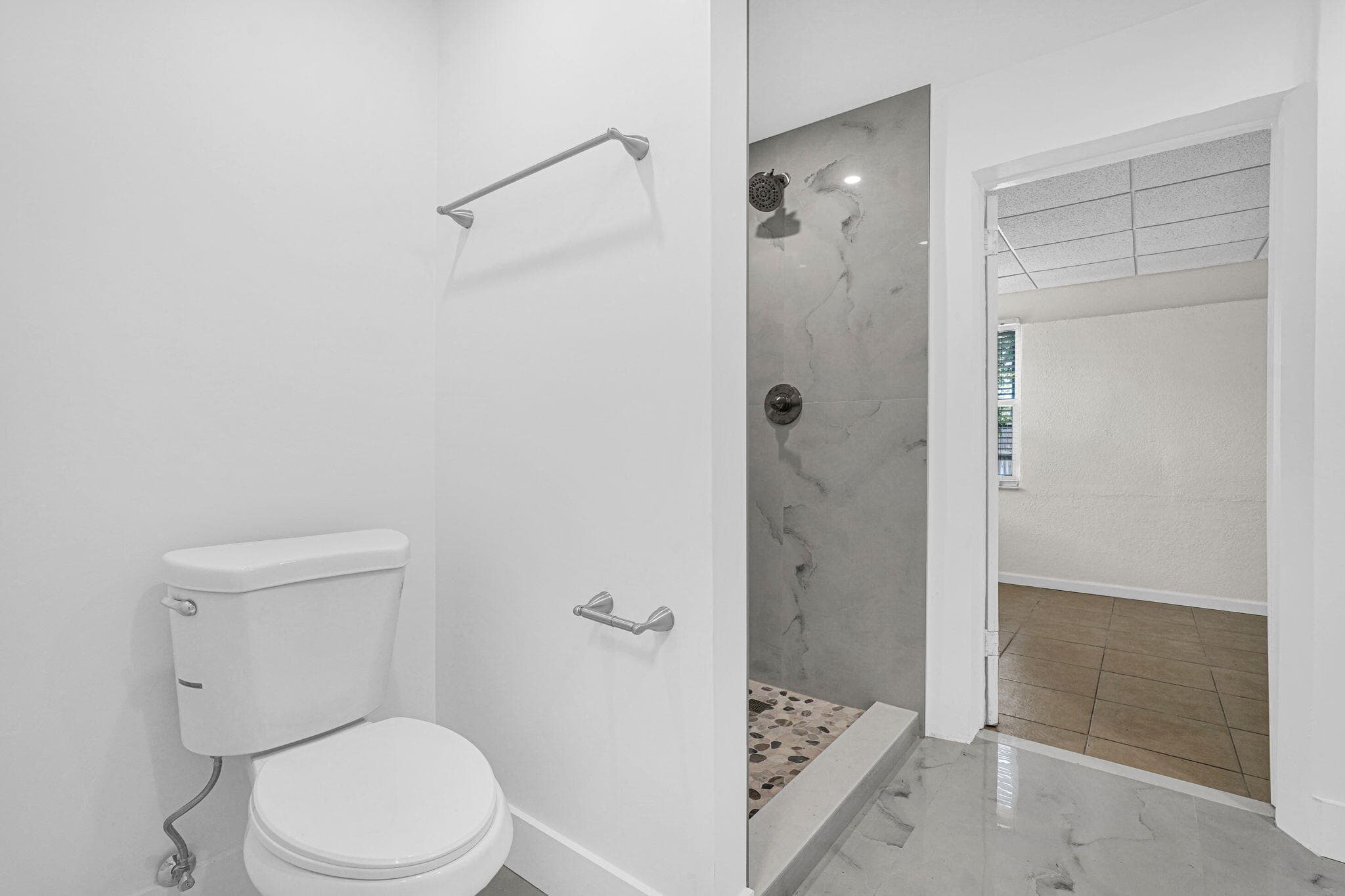 261 NE 45th Street, Oakland Park, FL 33334 — photo 12 of 55