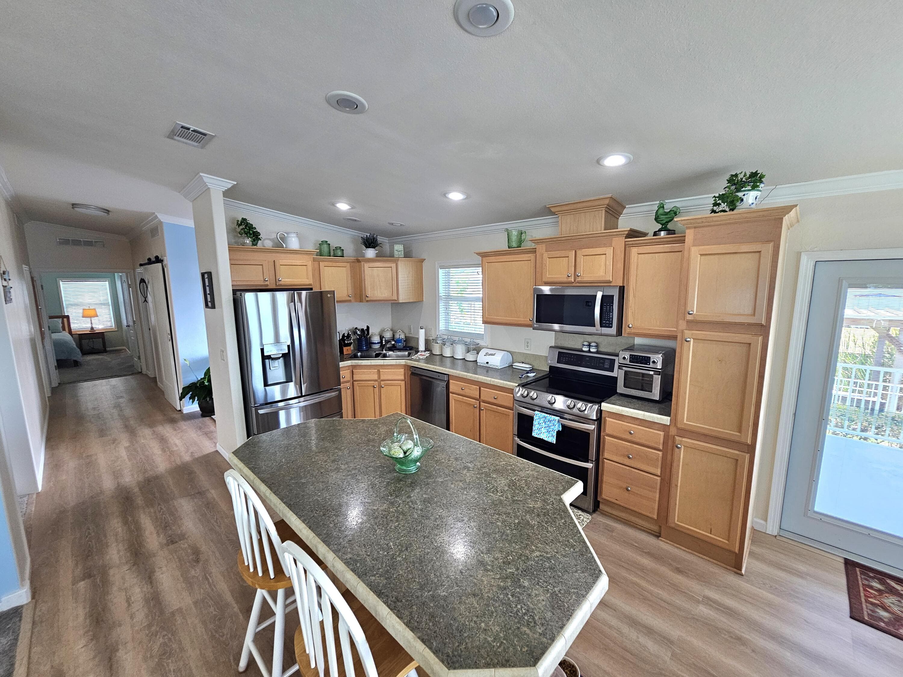 7902 SE 95th Trail, Okeechobee, FL 34974 — photo 11 of 36