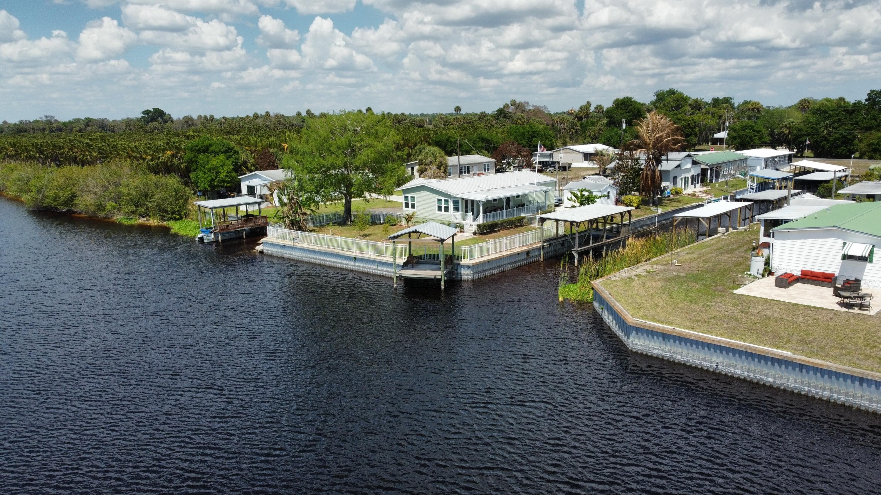 7902 SE 95th Trail, Okeechobee, FL 34974 — photo 2 of 36