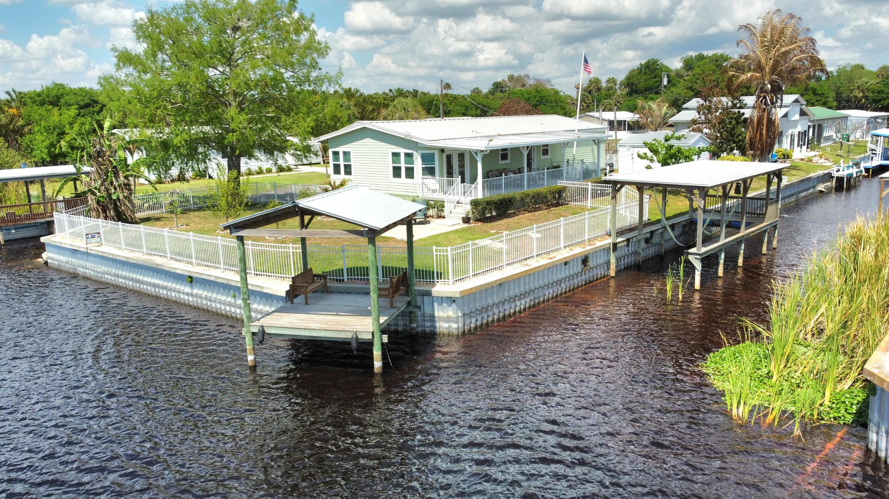 7902 SE 95th Trail, Okeechobee, FL 34974 — photo 1 of 36