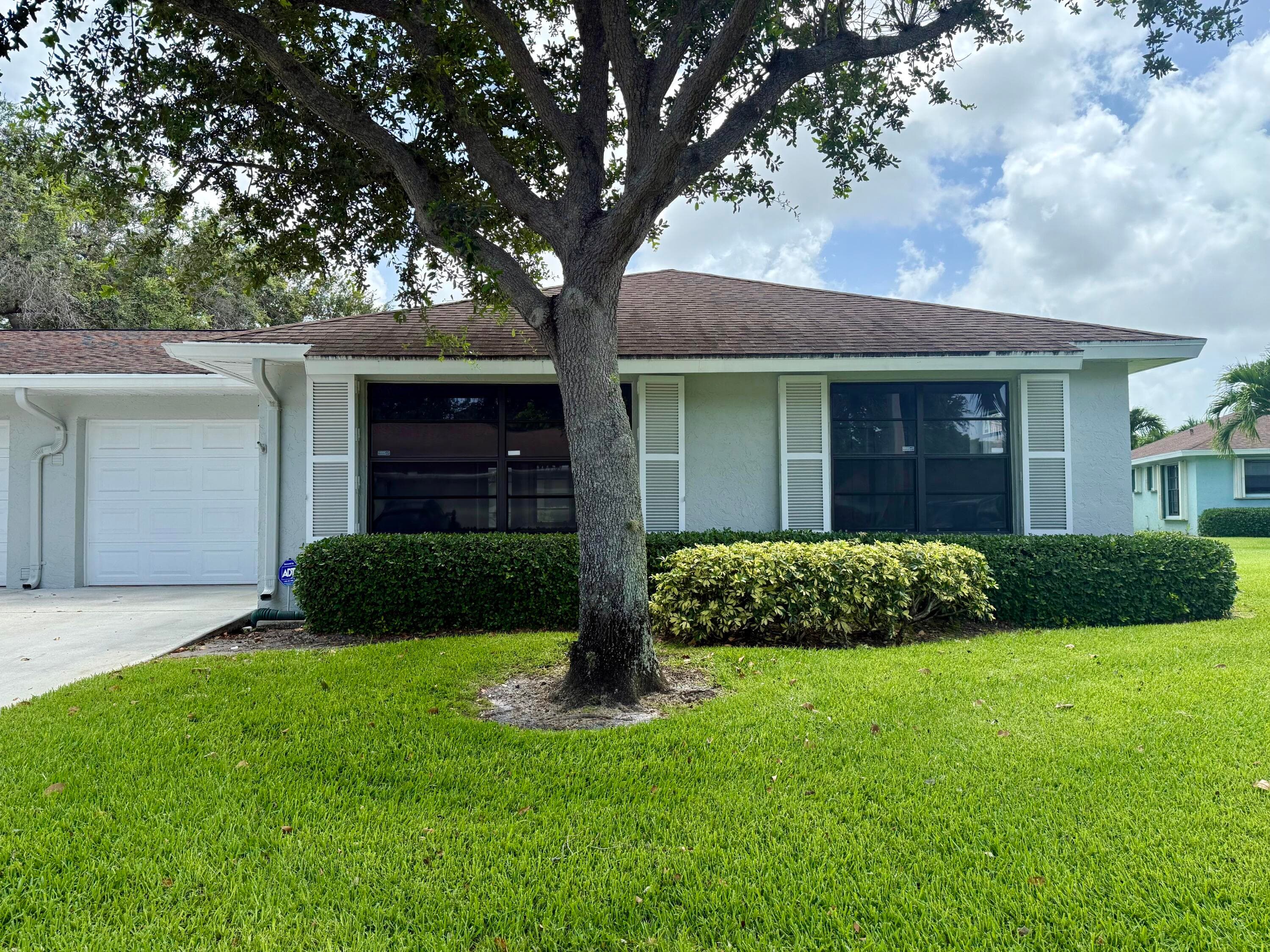 9890 Pecan Tree Drive B, Boynton Beach, FL 33436 — photo 2 of 12