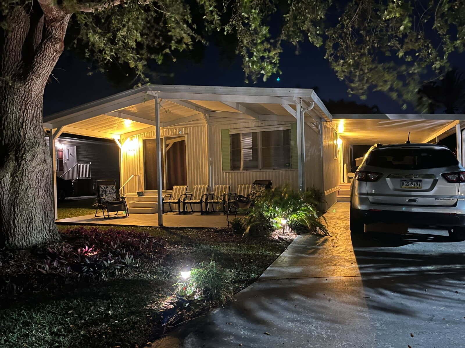 304 Mockingbird Avenue, Fort Pierce, FL 34982 — photo 2 of 17