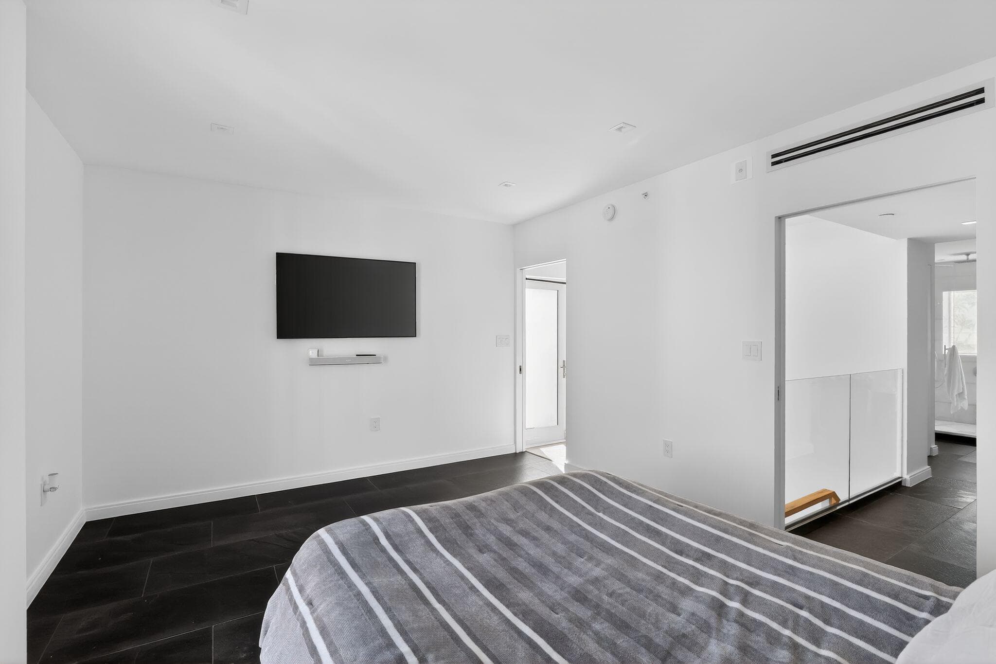 120 Jefferson Avenue, Miami Beach, FL 33139 — photo 19 of 30