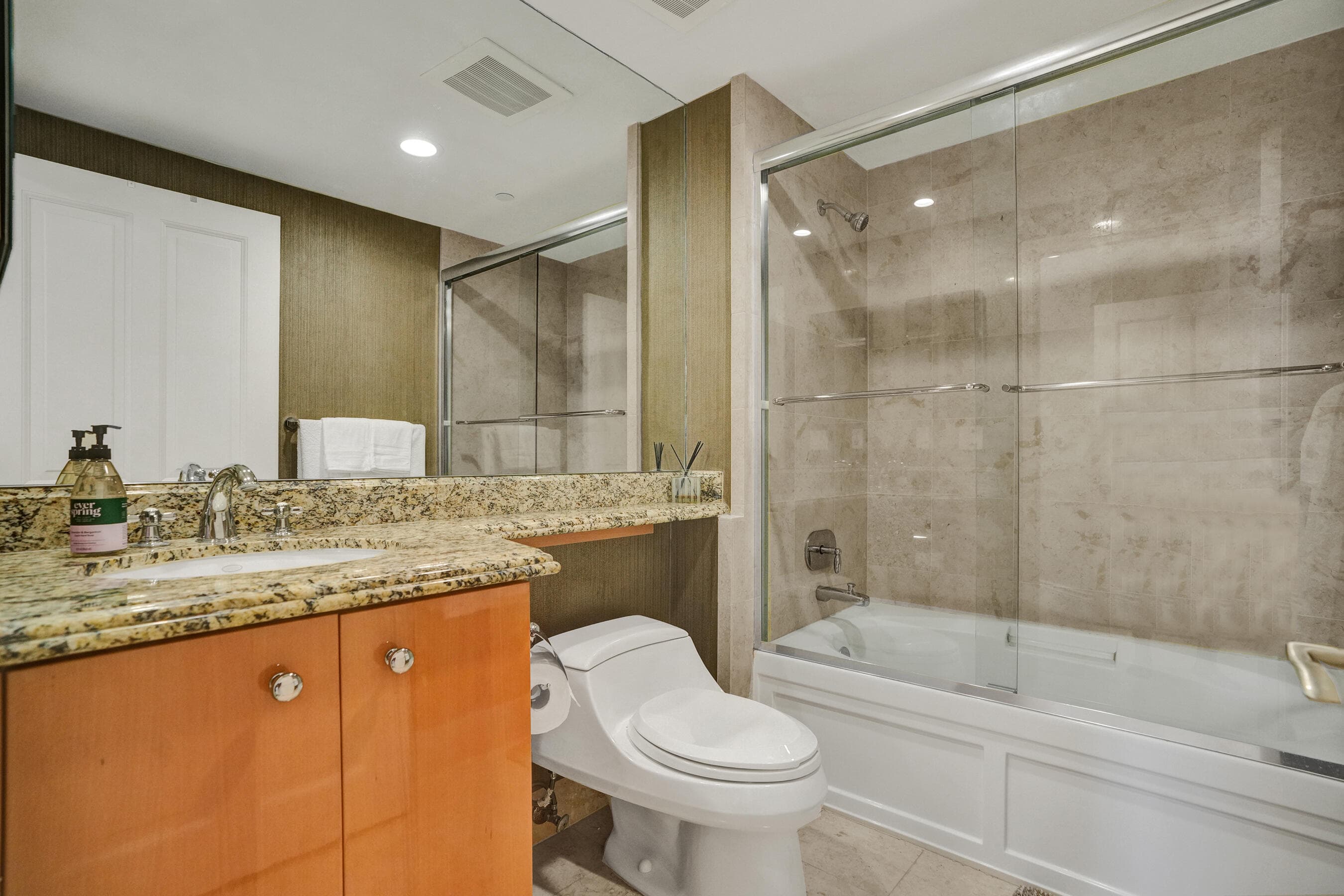 17875 Collins Avenue 3103, Sunny Isles Beach, FL 33160 — photo 44 of 58
