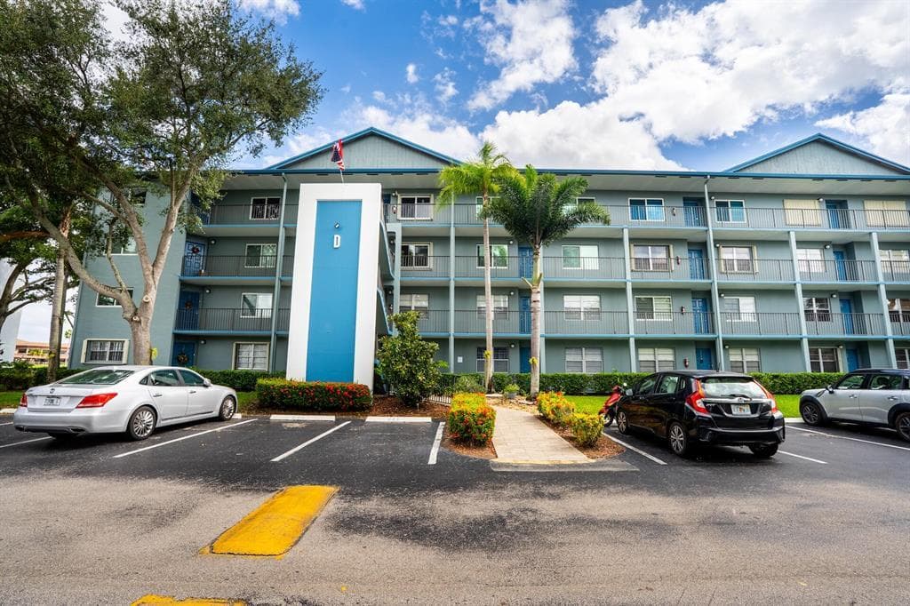 1501 SW 134th Way Unit 304, Pembroke Pines, FL 33027 — photo 48 of 49