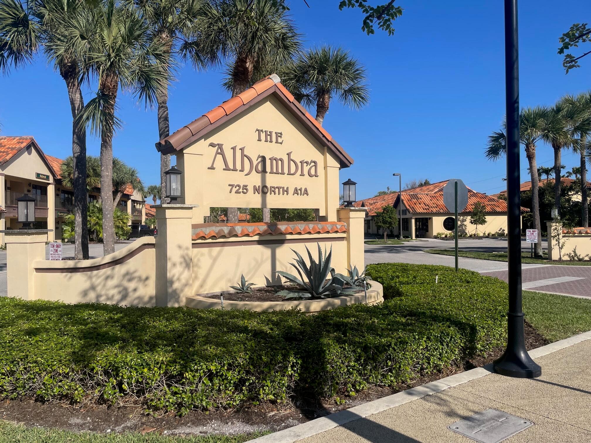725 N Hwy A1a, Jupiter, FL 33477 — photo 1 of 12
