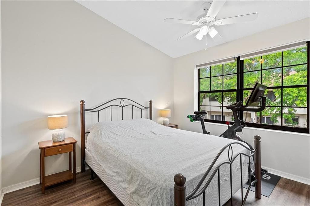 247 City View Drive, Fort Lauderdale, FL 33311 — photo 12 of 20