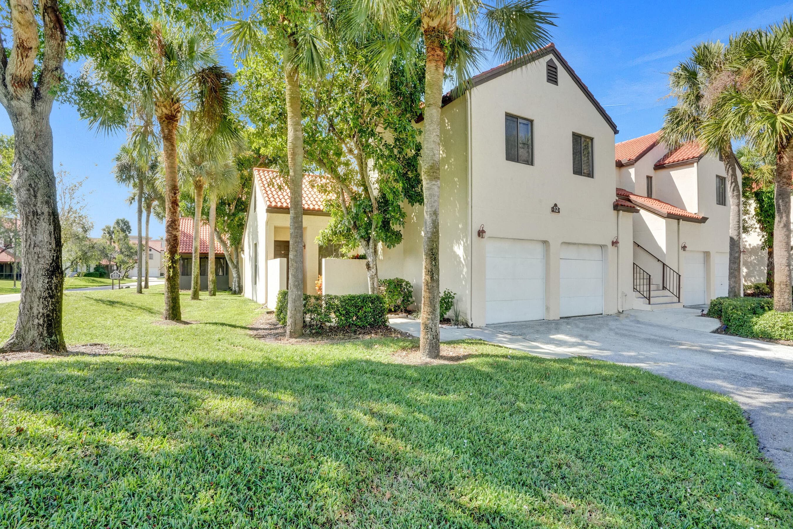 12 Vía De Casas Sur Unit 101, Boynton Beach, FL 33426 — photo 1 of 19