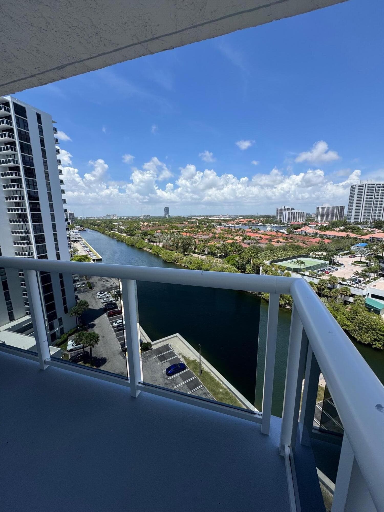 20515 E Country Club Drive 1442, Miami, FL 33180 — photo 31 of 32