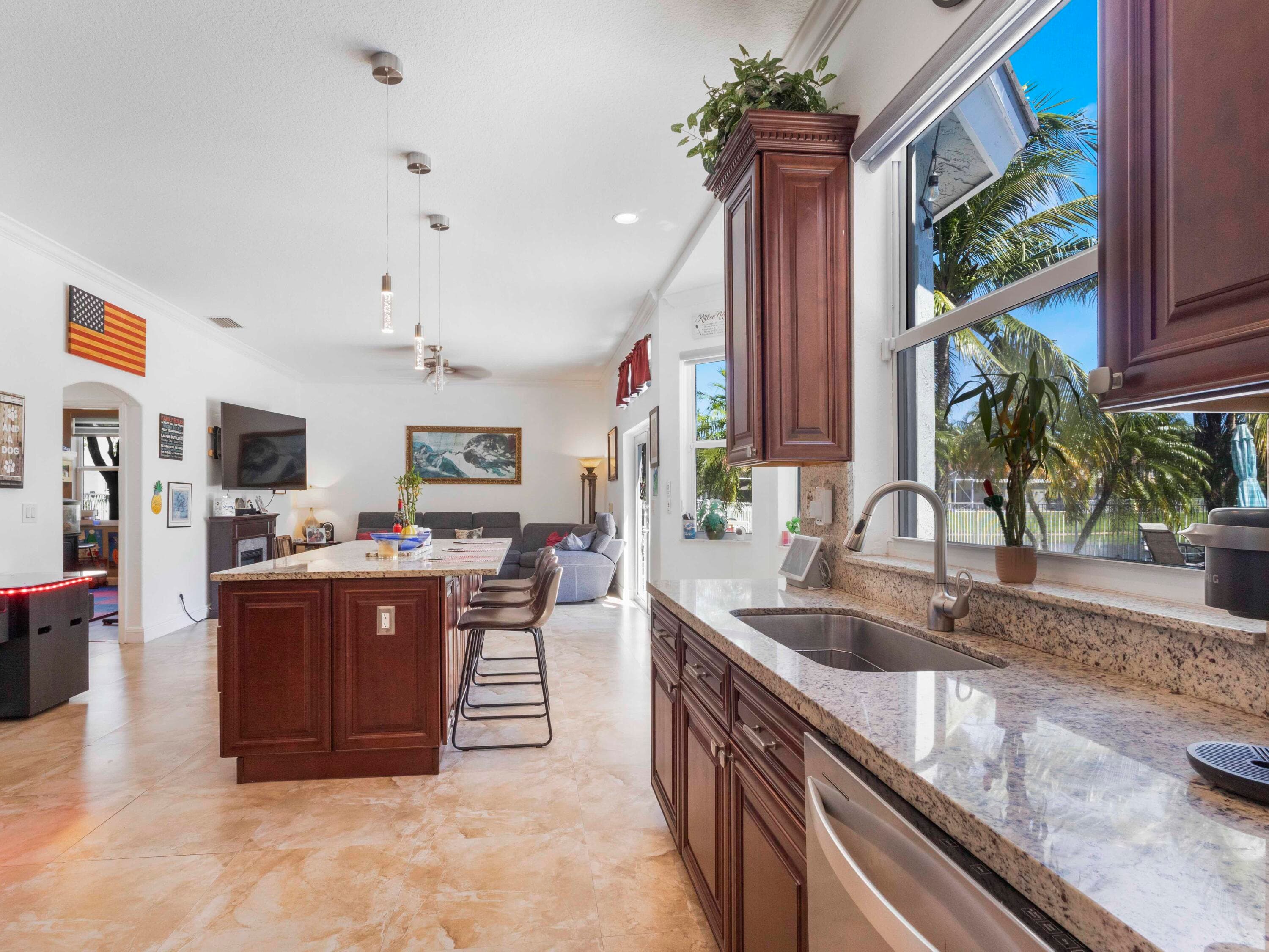 6025 Indian Forest Circle, Lake Worth, FL 33463 — photo 9 of 61