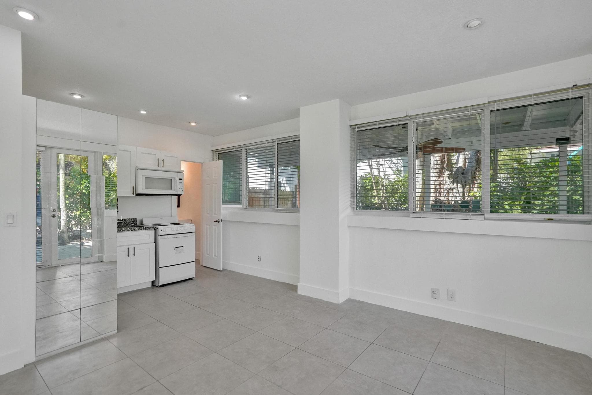 1415 SE 2nd Street 1-4, Fort Lauderdale, FL 33301 — photo 18 of 74