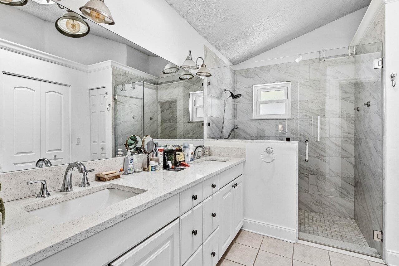 27 Wyndham Lane, Palm Beach Gardens, FL 33418 — photo 15 of 18