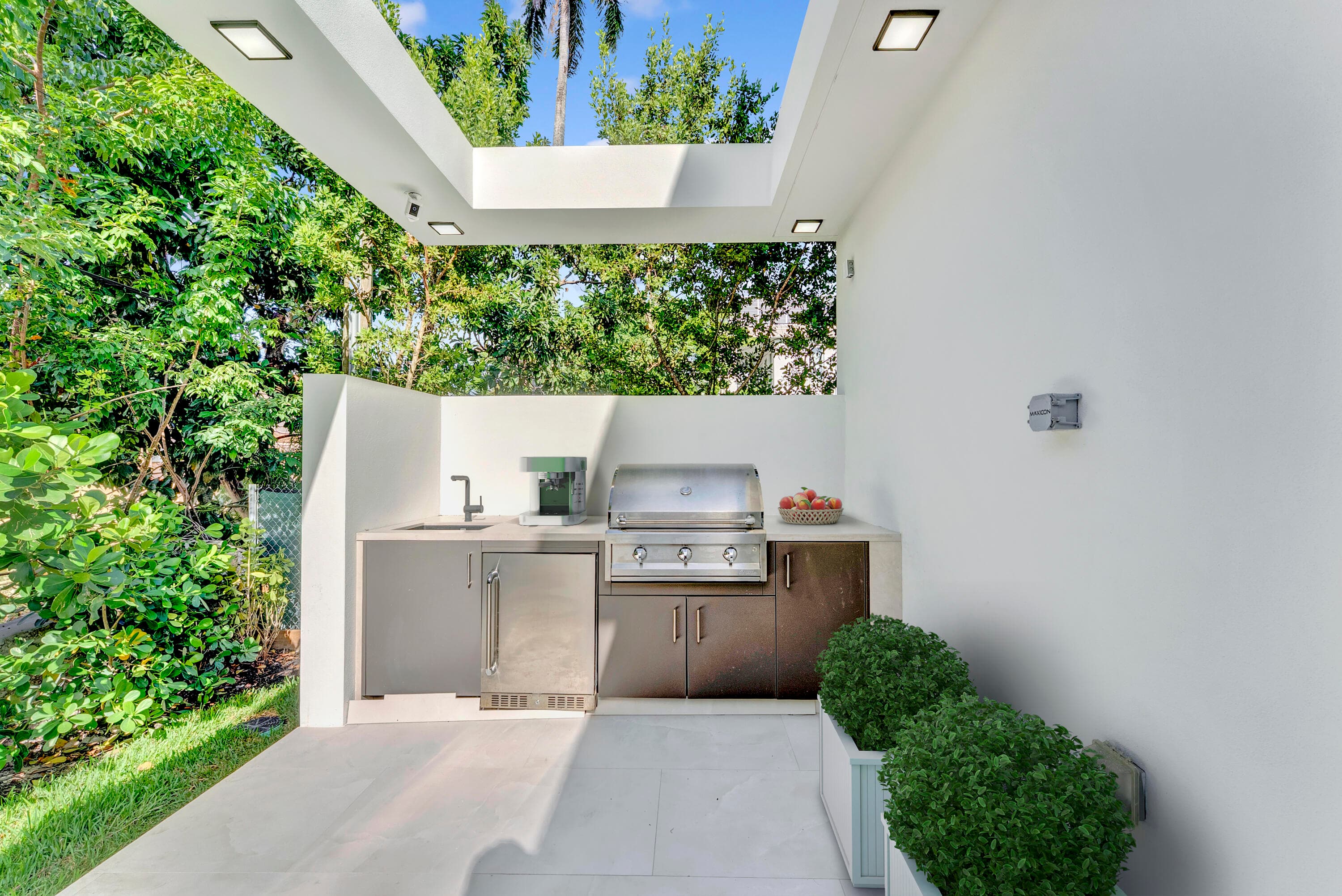 2130 S Miami Avenue, Miami, FL 33129 — photo 32 of 164