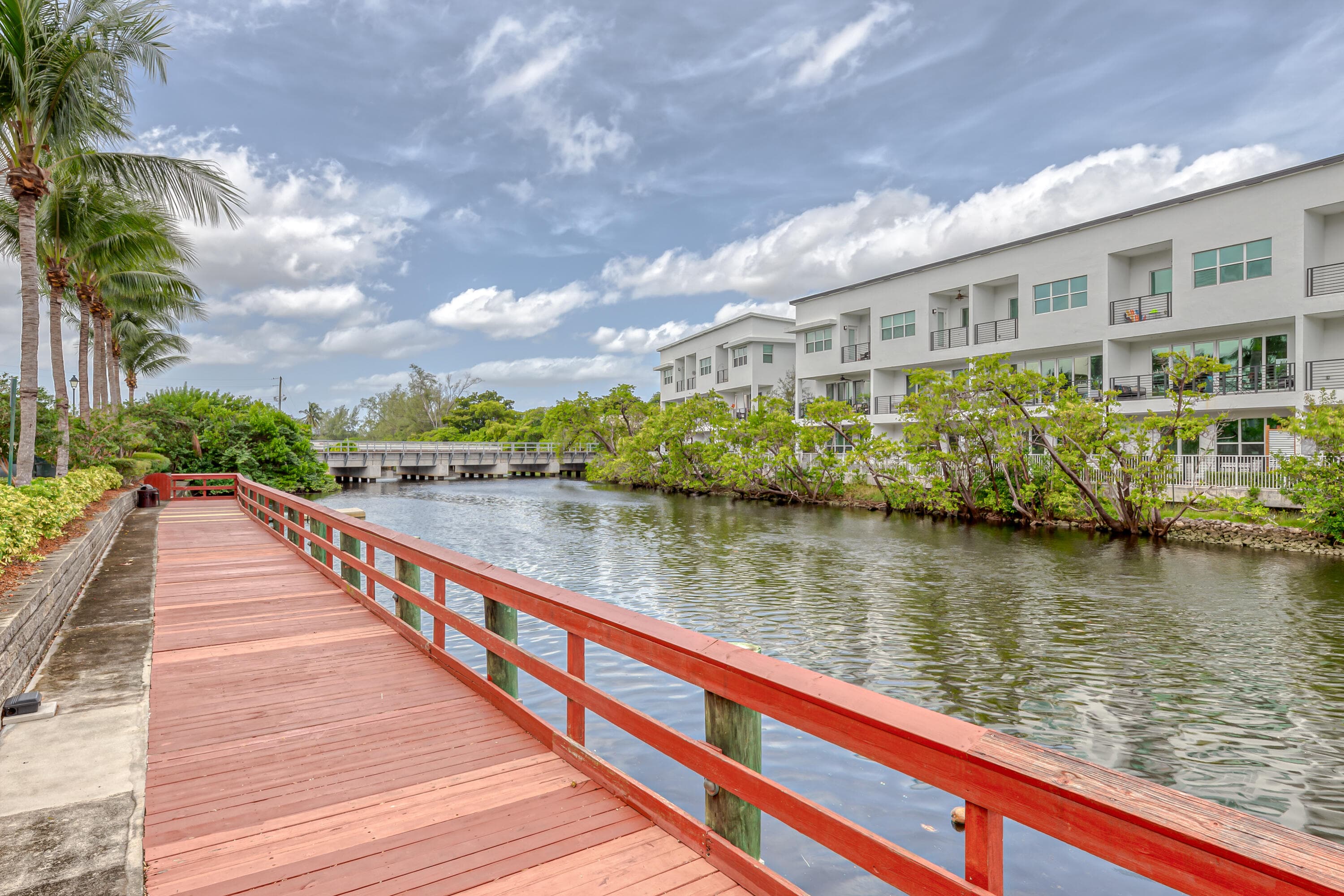 2631 NE 14th Avenue 406, Wilton Manors, FL 33334 — photo 3 of 53