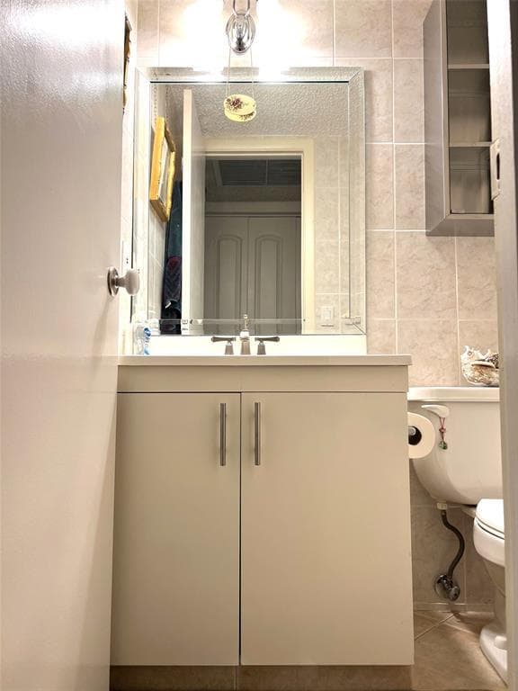 2057 Cambridge C 2057, Deerfield Beach, FL 33442 — photo 12 of 29