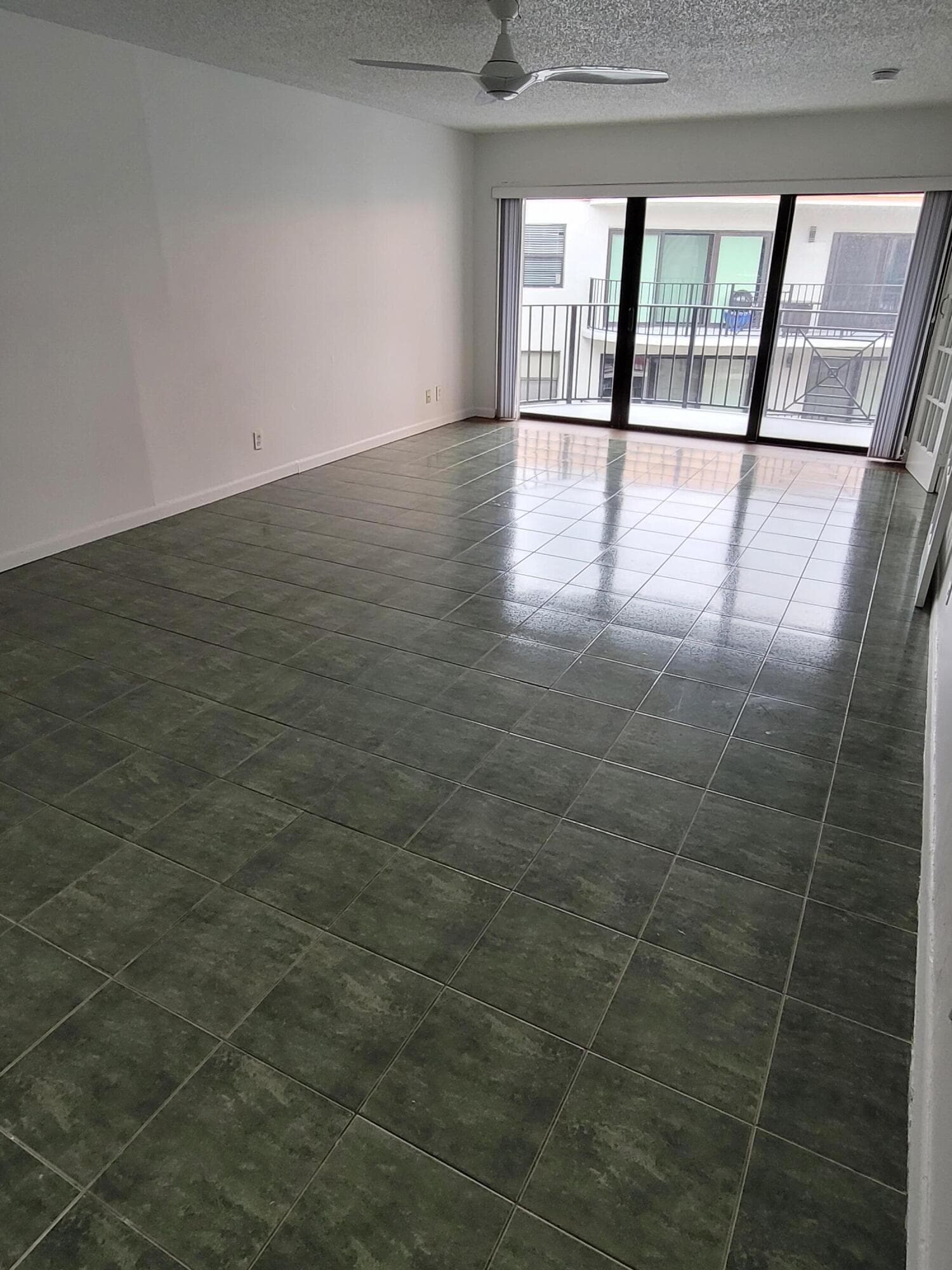 2029 N Ocean Boulevard 505, Fort Lauderdale, FL 33305 — photo 18 of 24
