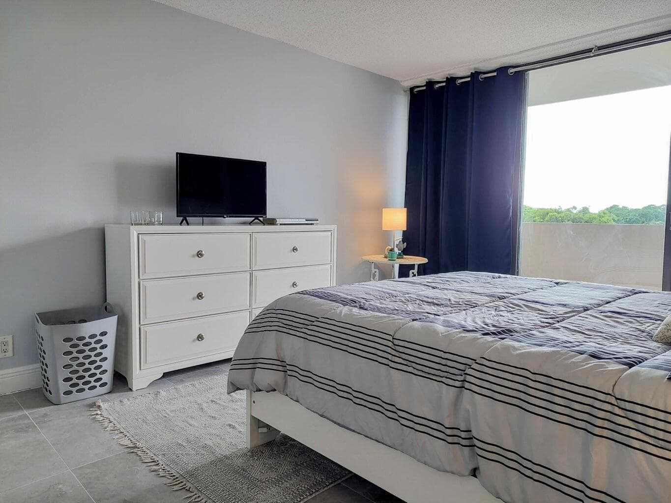 1830 Embassy Drive 605, West Palm Beach, FL 33401 — photo 7 of 18