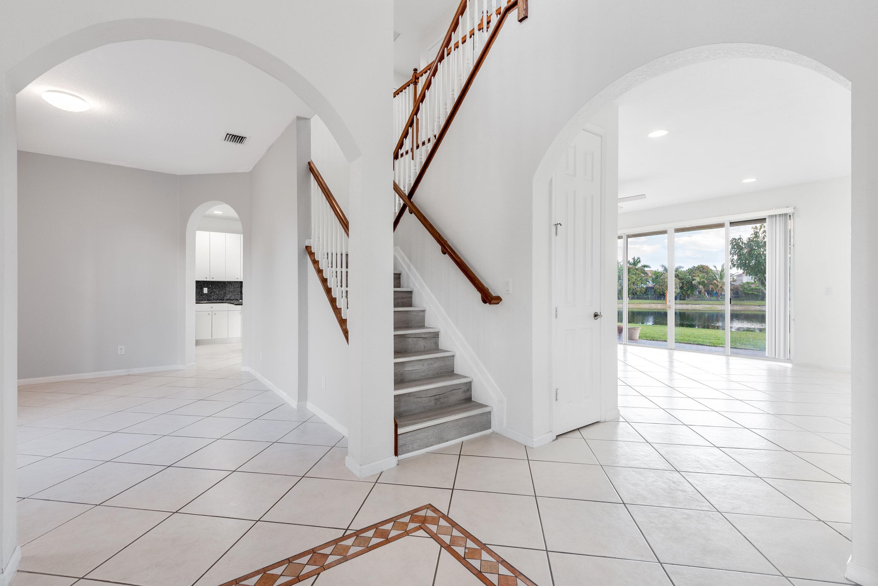 102 Ibisca Terrace, Royal Palm Beach, FL 33411 — photo 9 of 59