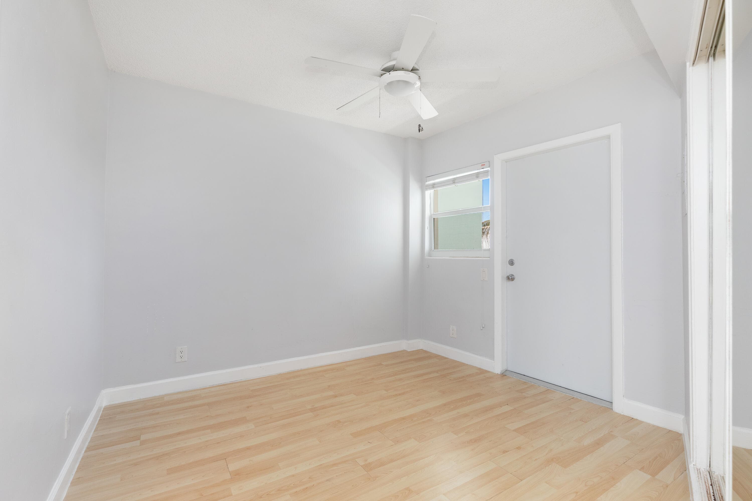 3250 NE 28th Street 404, Fort Lauderdale, FL 33308 — photo 23 of 36