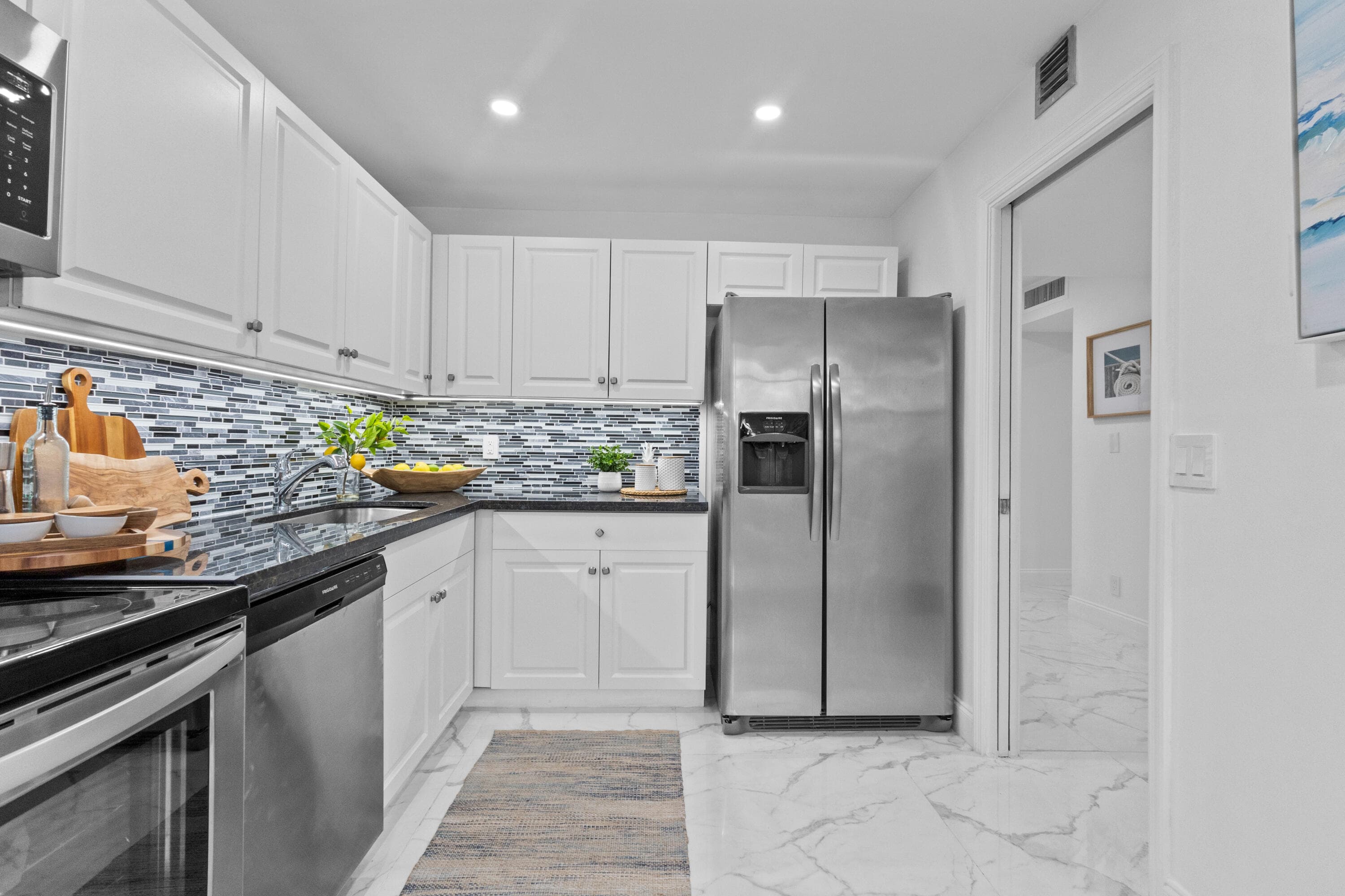 3051 S Palm Aire Drive 109, Pompano Beach, FL 33069 — photo 10 of 32