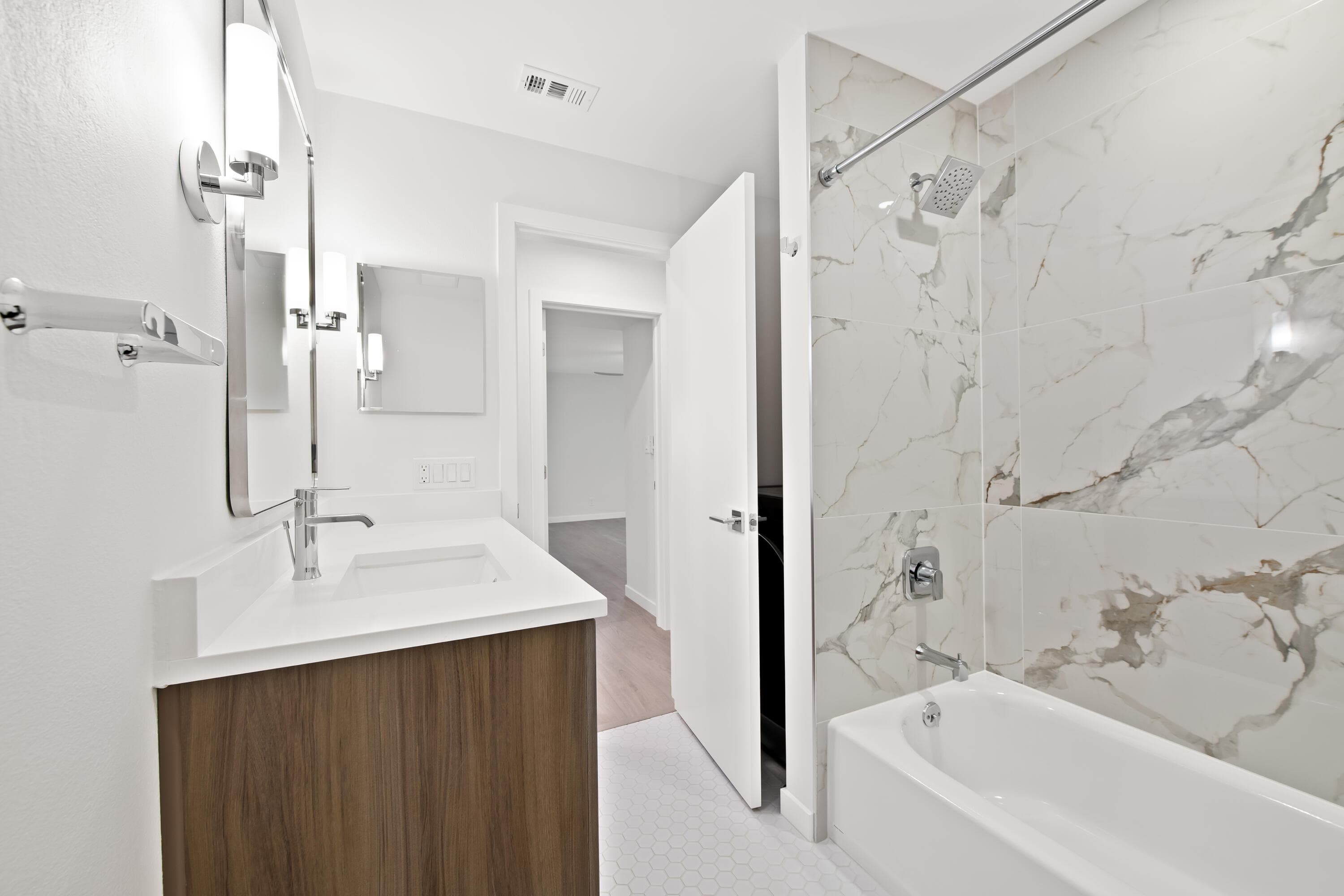 1700 SE 15th Street 306, Fort Lauderdale, FL 33316 — photo 20 of 33