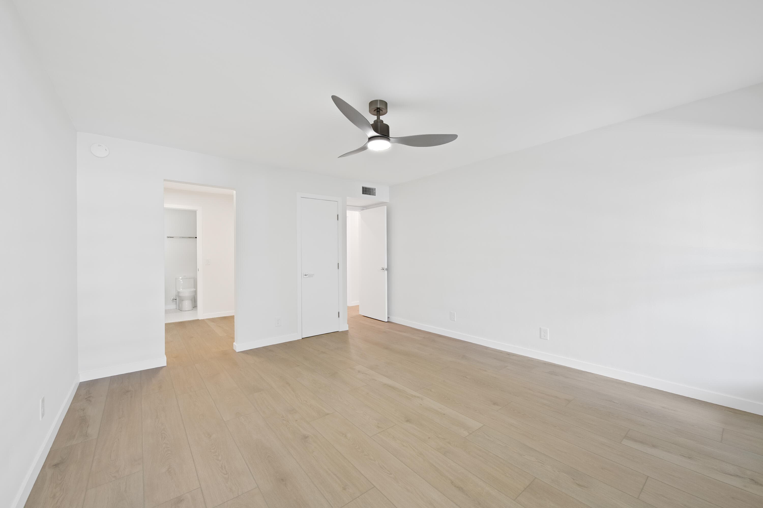 1700 SE 15th Street 306, Fort Lauderdale, FL 33316 — photo 14 of 33