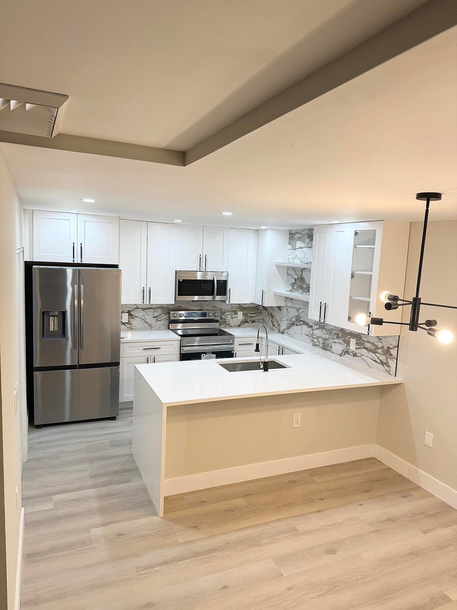205 Charter Way, West Palm Beach, FL 33407 — photo 4 of 22