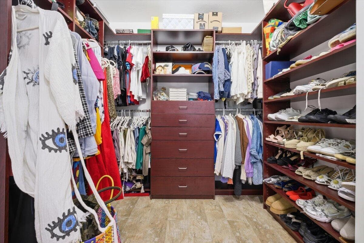 20100 NE 20th Court 0, Miami, FL 33179 — photo 20 of 32
