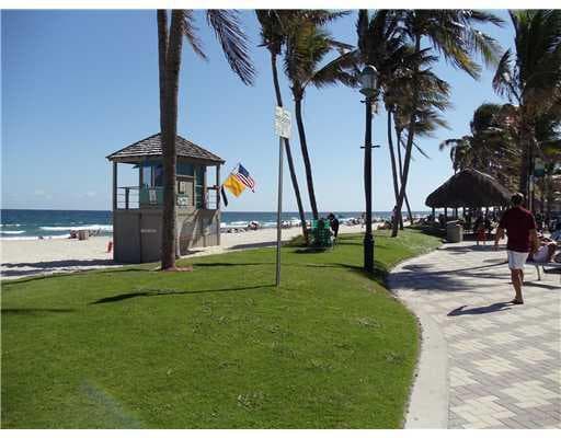 4096 Westbury H 4096, Deerfield Beach, FL 33442 — photo 37 of 39