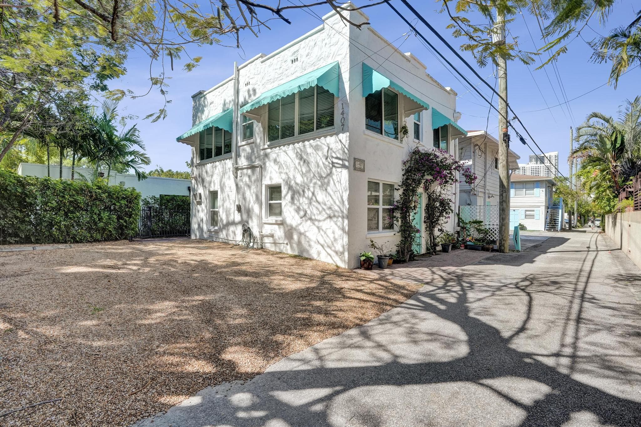 1405 SE 2nd Street, Fort Lauderdale, FL 33301 — photo 2 of 42