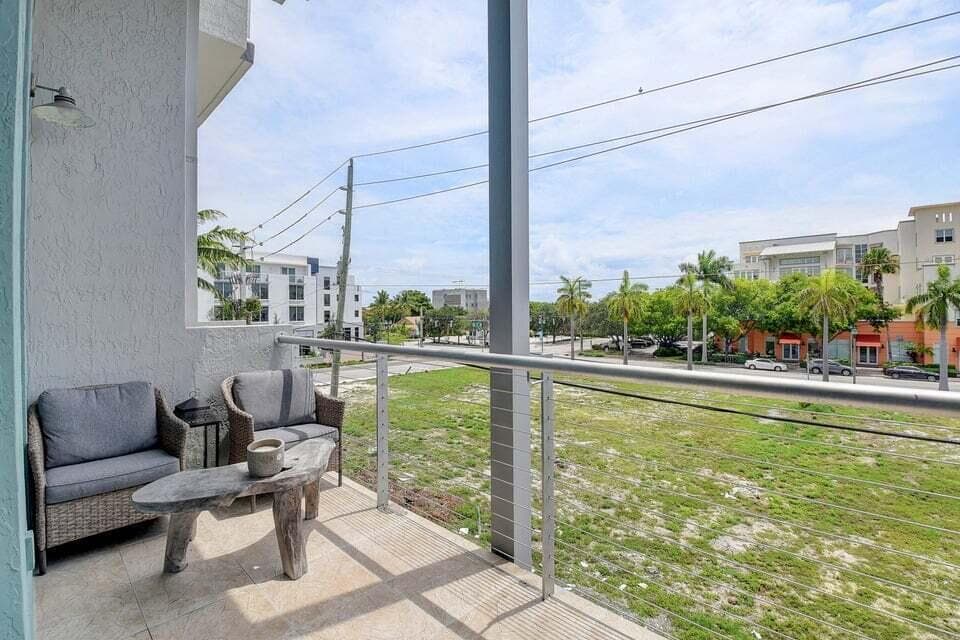 185 NE 4th Avenue 210, Delray Beach, FL 33483 — photo 24 of 28