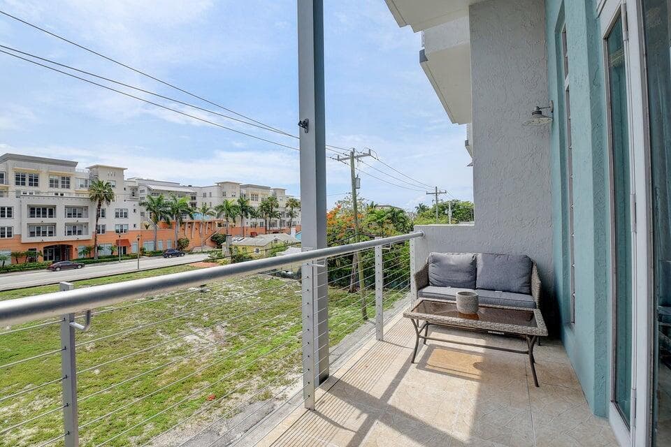 185 NE 4th Avenue 210, Delray Beach, FL 33483 — photo 25 of 28