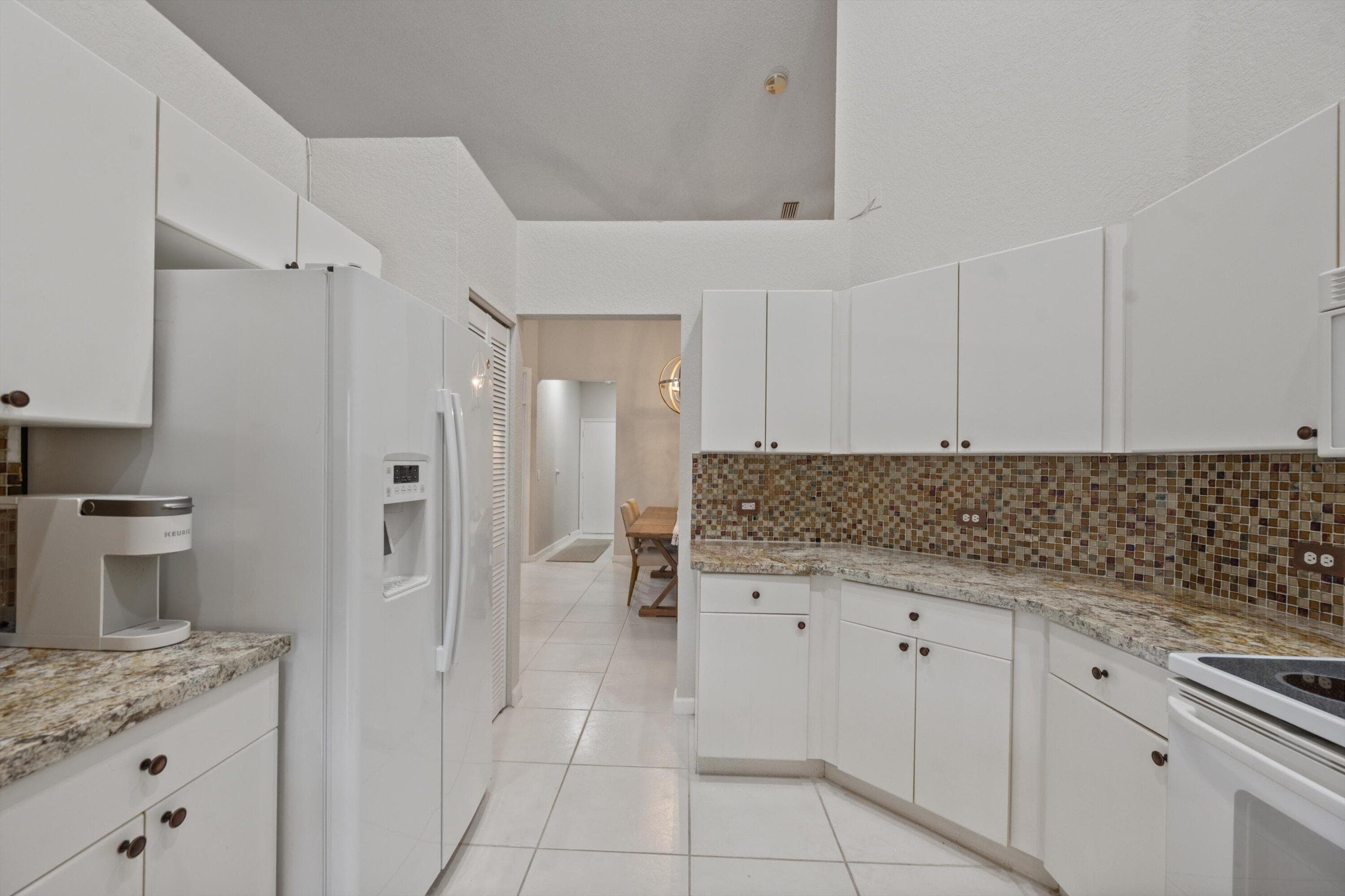 4657 Carlton Golf Drive, Lake Worth, FL 33449 — photo 16 of 55