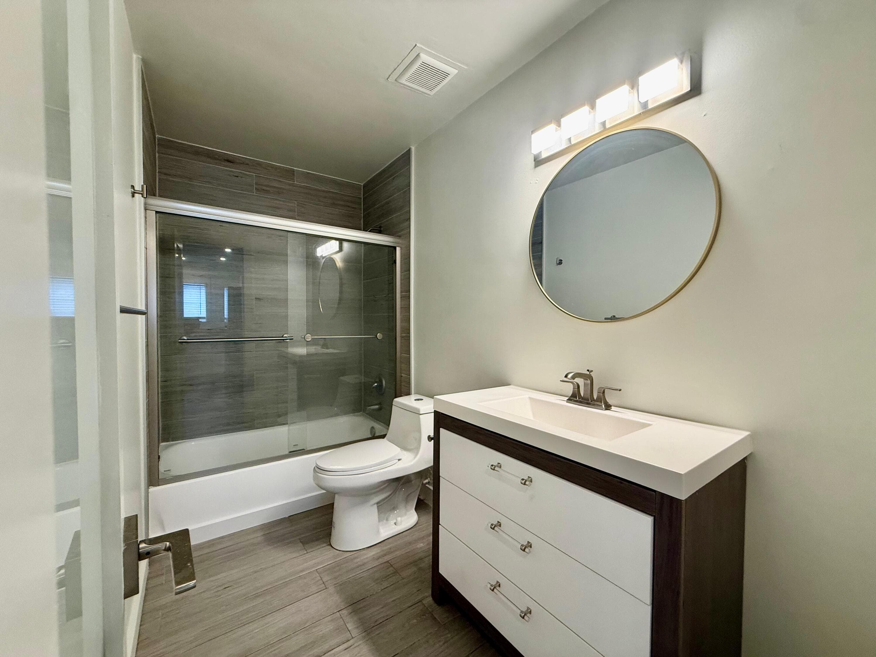 1215 NE 17th Avenue Unit 6, Fort Lauderdale, FL 33304 — photo 3 of 9