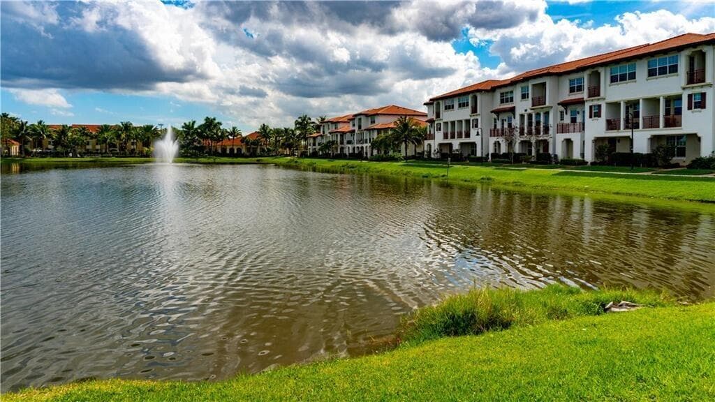2667 SW 118th Road, Miramar, FL 33025 — photo 23 of 30