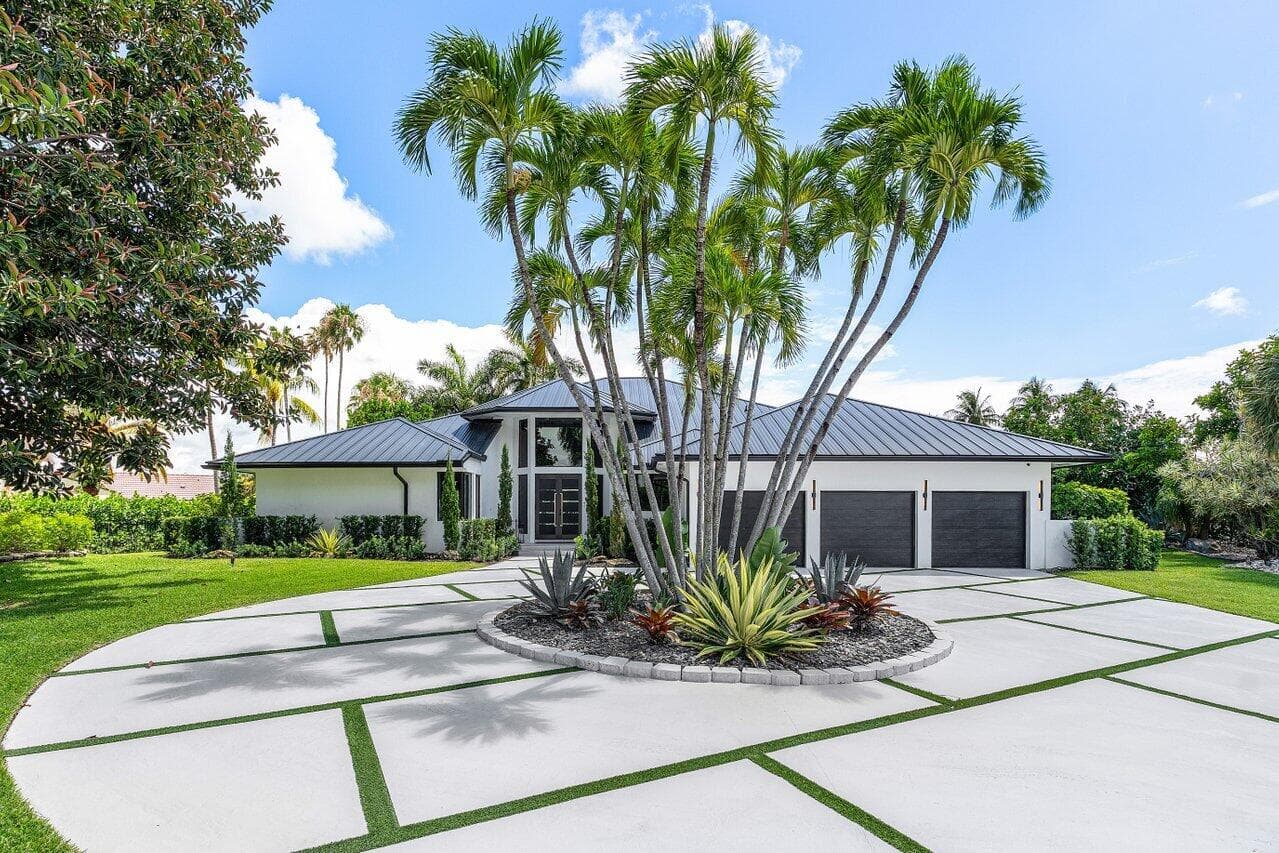 4825 Bocaire Boulevard, Boca Raton, FL 33487 — photo 2 of 52